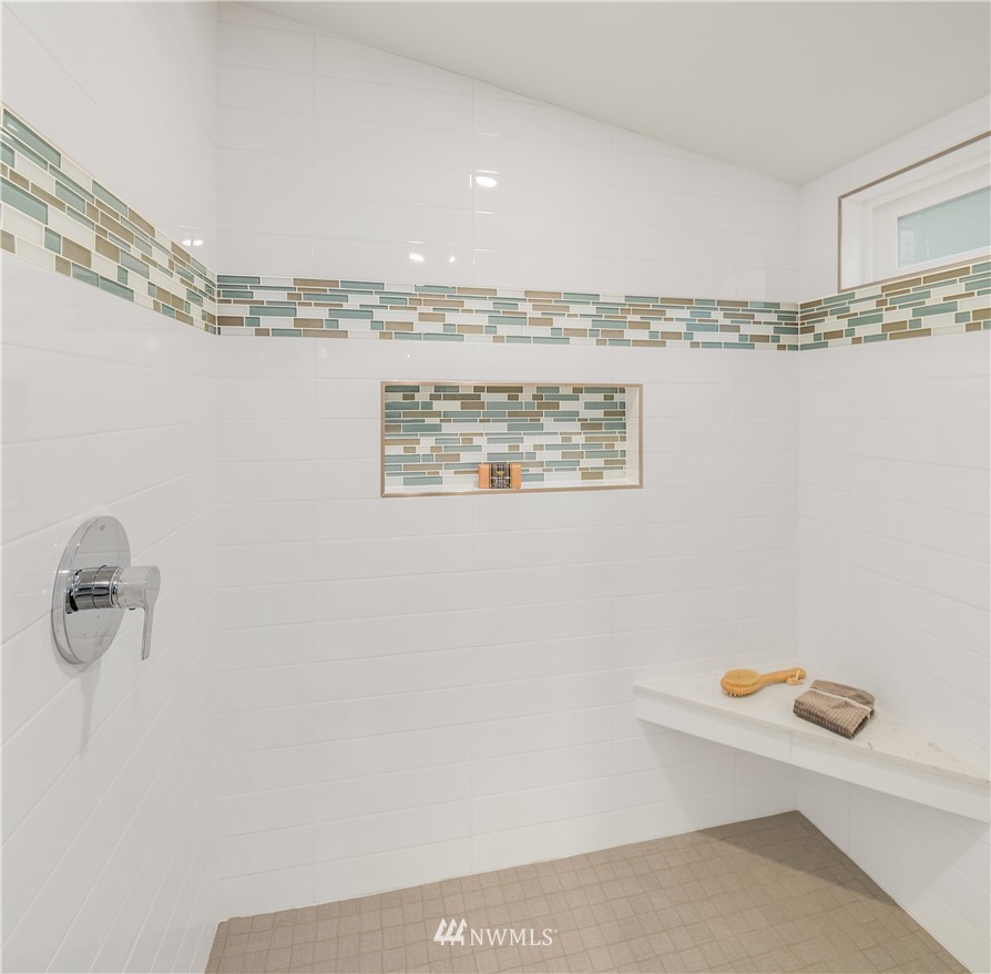 4519 Southwest Director Street Seattle, WA 98136 - Photo 15 of 34 Gallery Image 15
