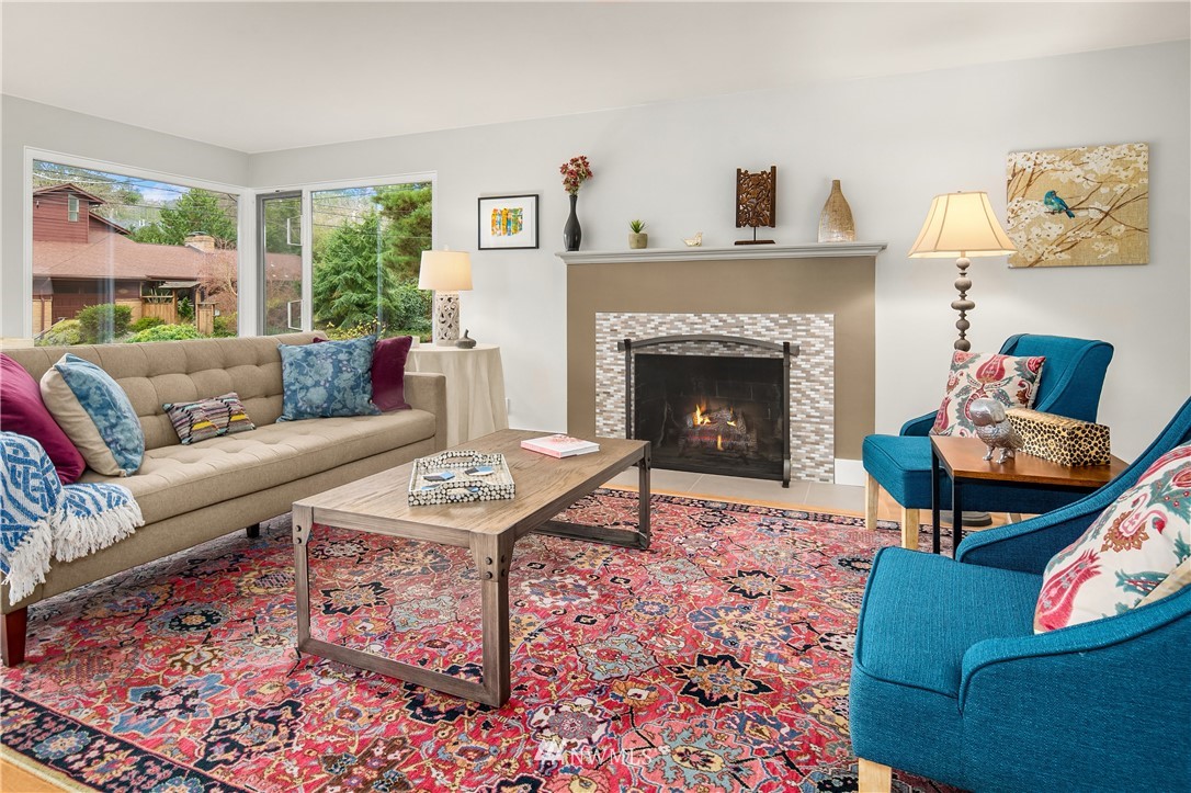 4519 Southwest Director Street Seattle, WA 98136 - Photo 3 of 34 Gallery Image 3