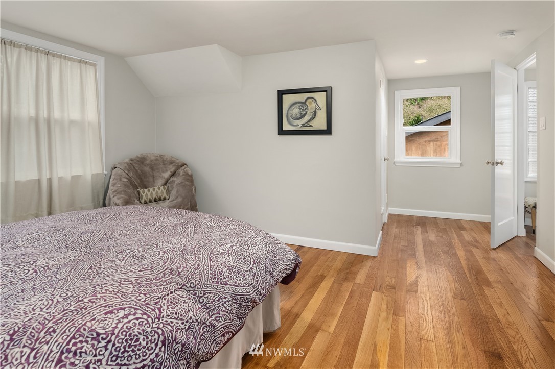 4519 Southwest Director Street Seattle, WA 98136 - Photo 21 of 34 Gallery Image 21