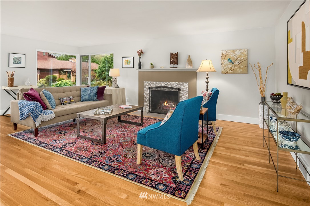 4519 Southwest Director Street Seattle, WA 98136 - Photo 4 of 34 Gallery Image 4