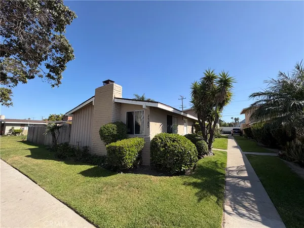 $1,600,000 | 1383 Baker Street, Costa Mesa, CA 92626