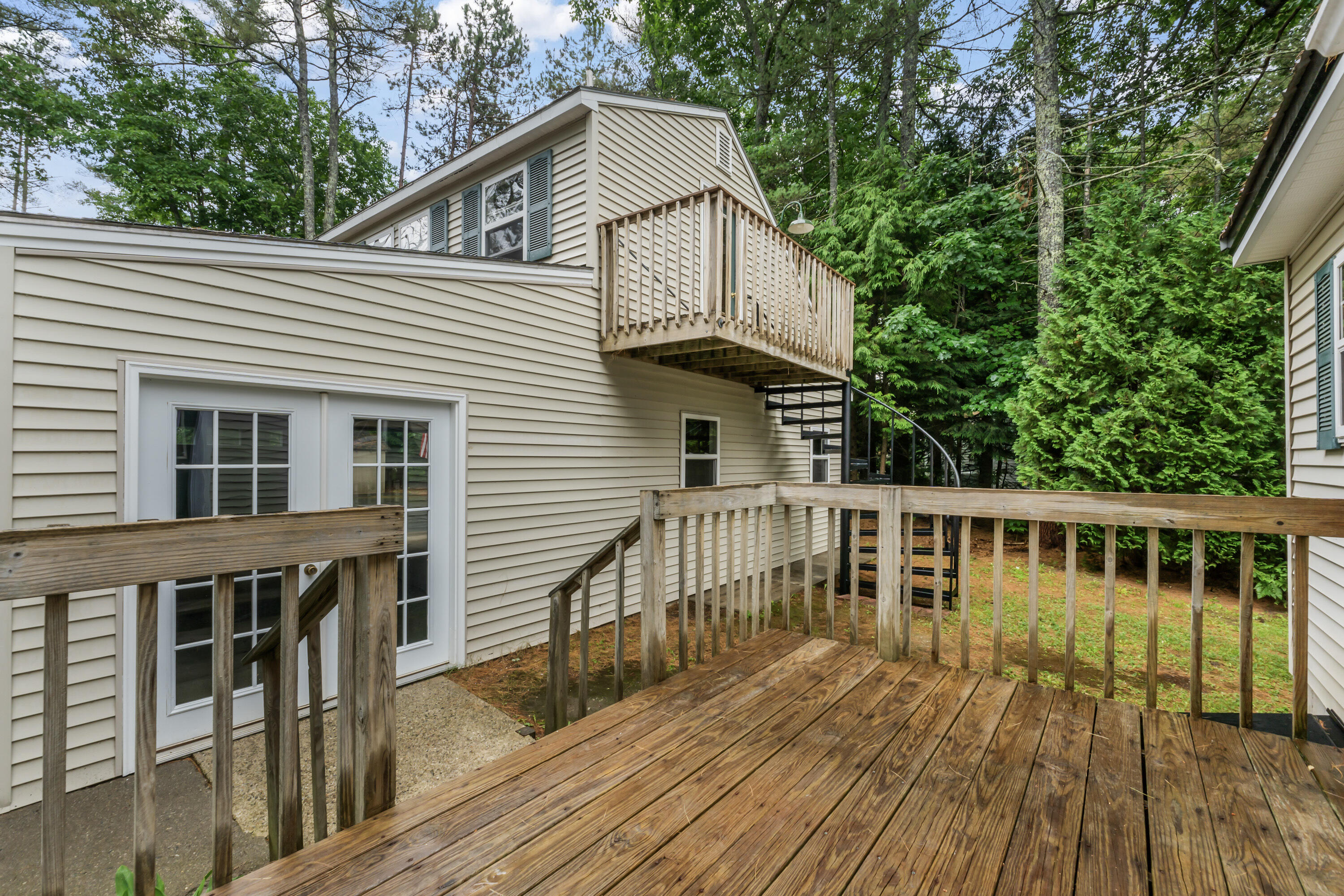 39 Riverside Drive Camden, ME 04843 - Photo 15 of 62 39 Riverside Dr_115
