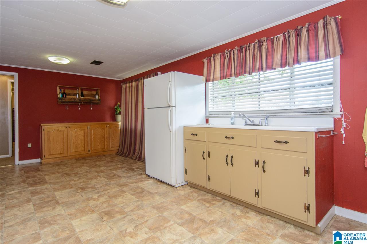 705 1st Avenue Ragland, AL 35131 - Photo 8 of 28