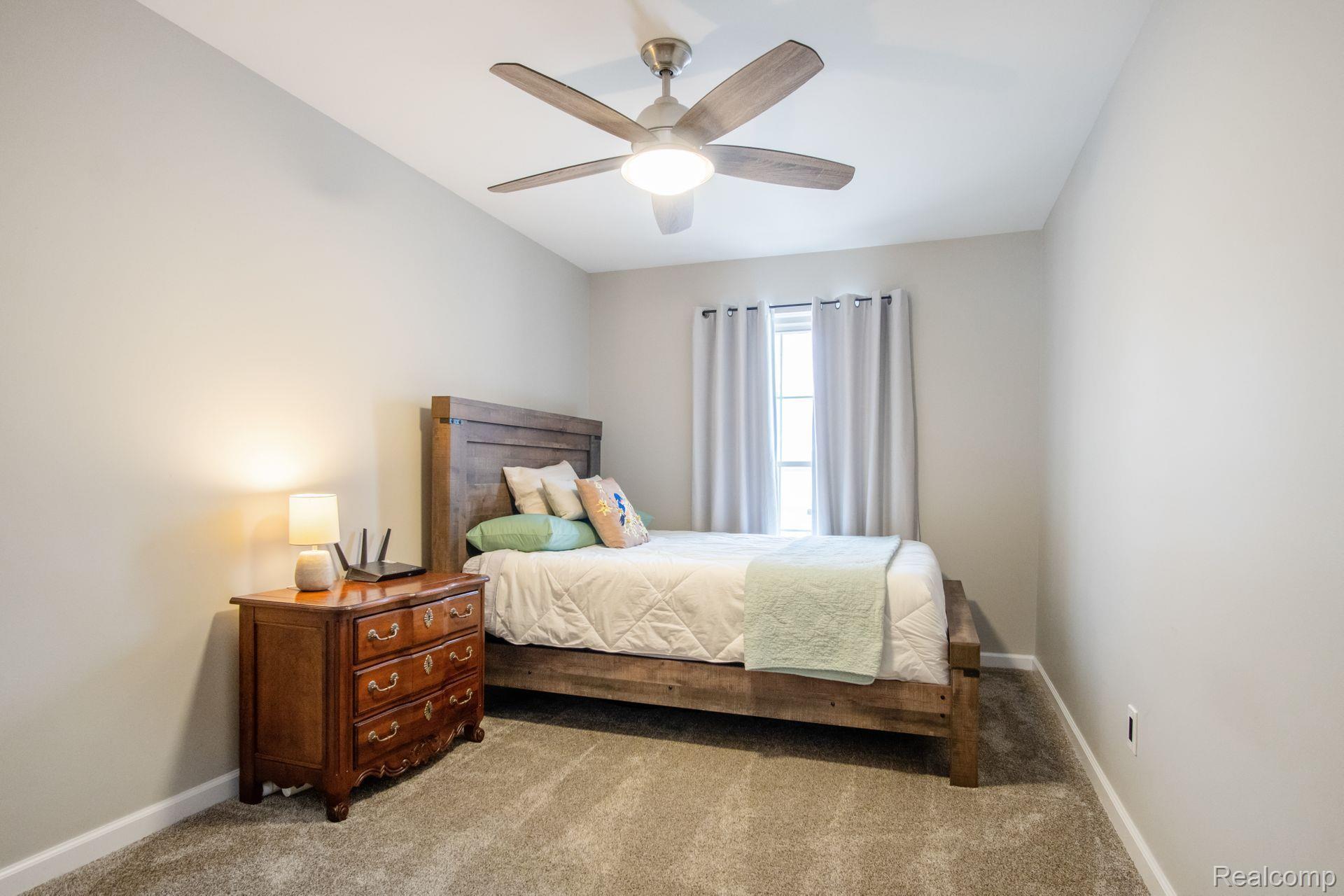 42115 Ridge Road West Novi, MI 48375 - Photo 25 of 34 Gallery Image 25