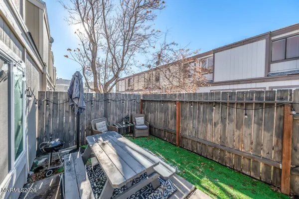 $285,000 | 979 Damon Lane, Sparks, NV 89431