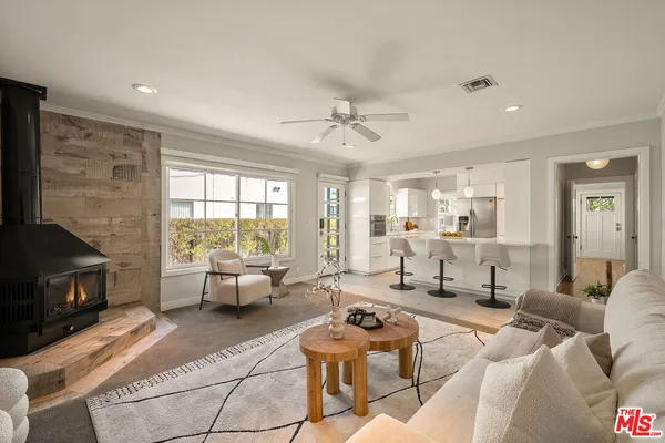 $1,395,000 | 5623 Beck Avenue, North Hollywood, CA 91601