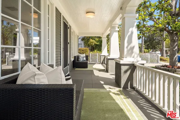 $1,395,000 | 5623 Beck Avenue, North Hollywood, CA 91601