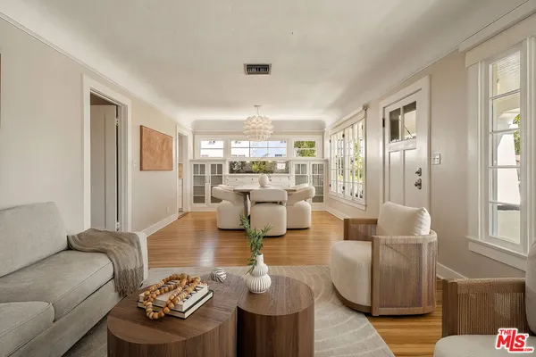$1,395,000 | 5623 Beck Avenue, North Hollywood, CA 91601