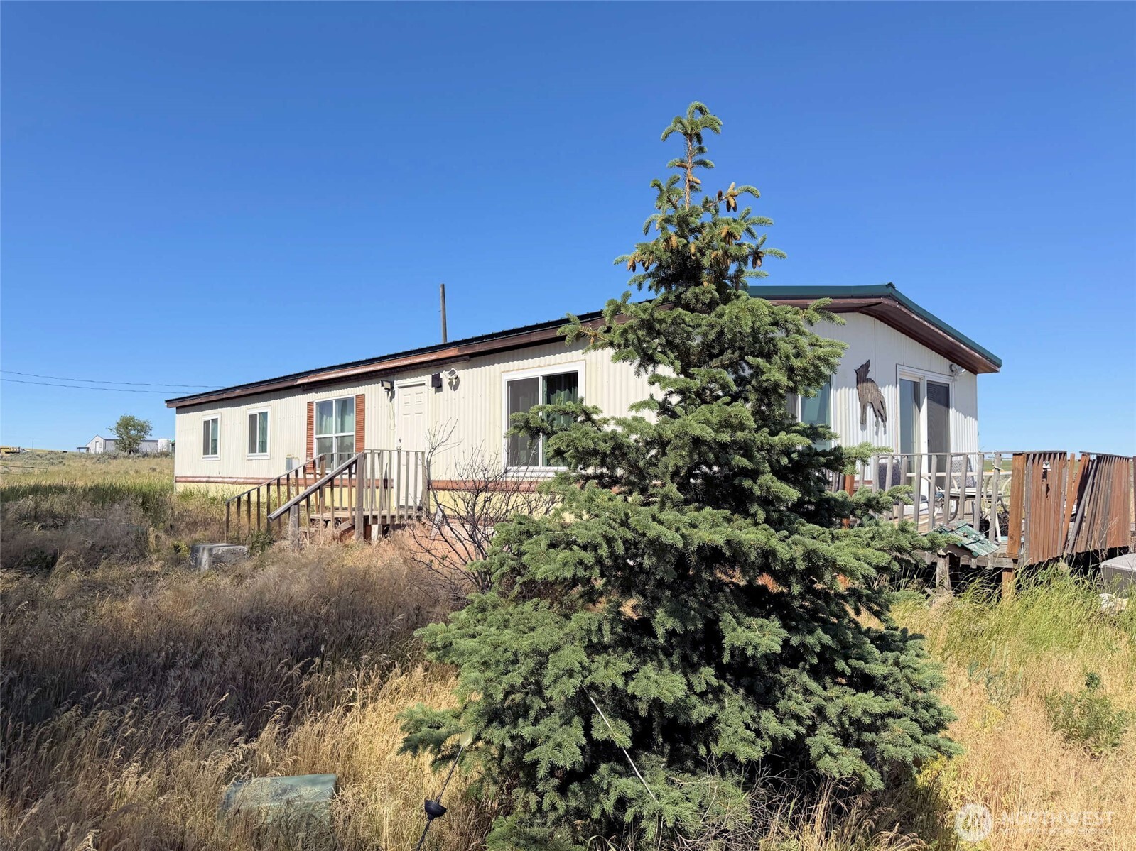32498 Crick Road North Wilbur, WA 99185 - Photo 6 of 34