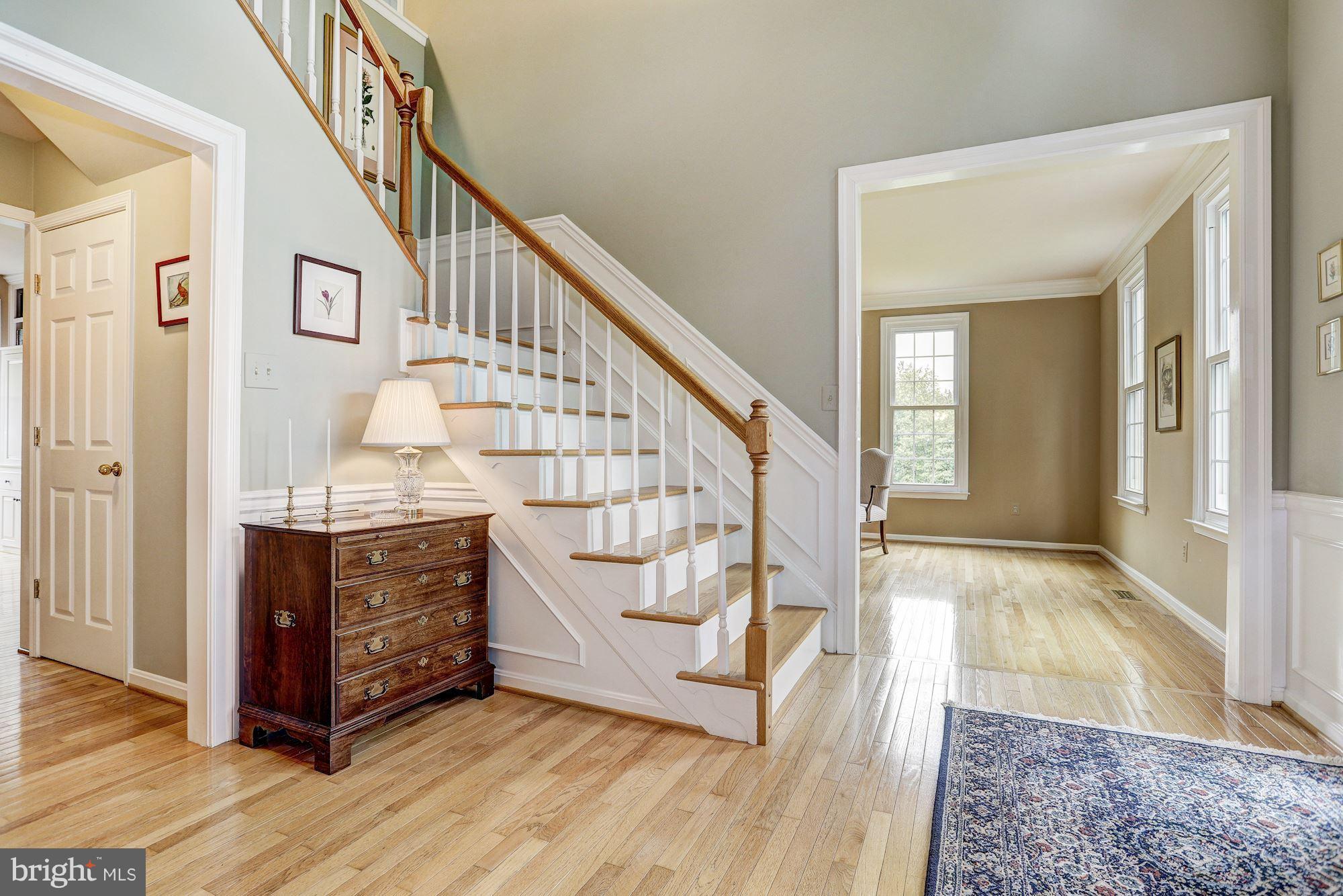 4524 Rutherford Way Dayton, MD 21036 - Photo 2 of 30 Foyer