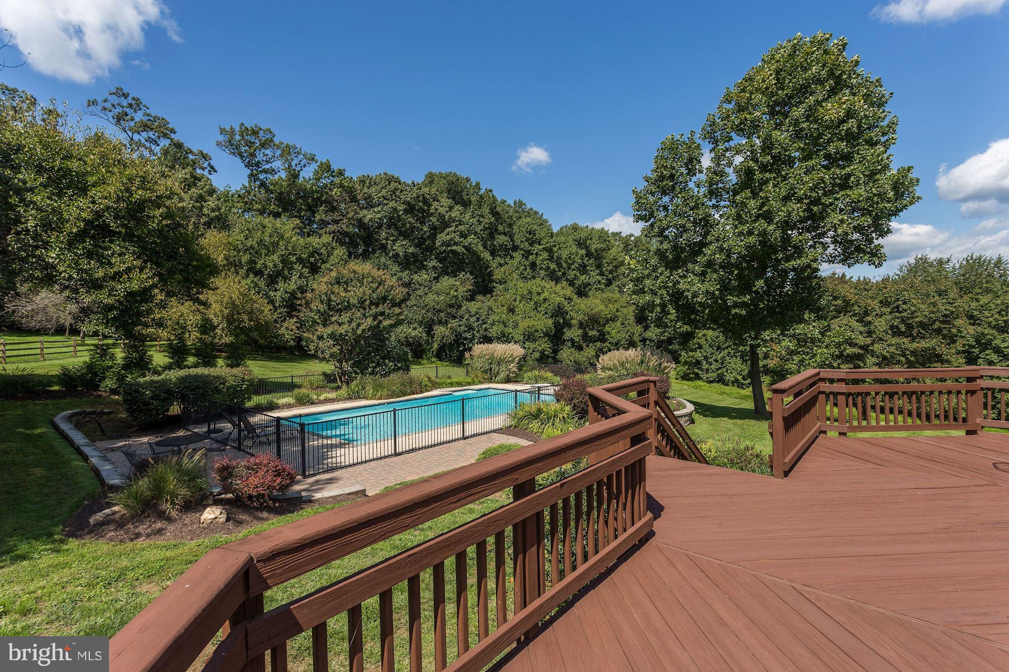 4524 Rutherford Way Dayton, MD 21036 - Photo 26 of 30 Deck