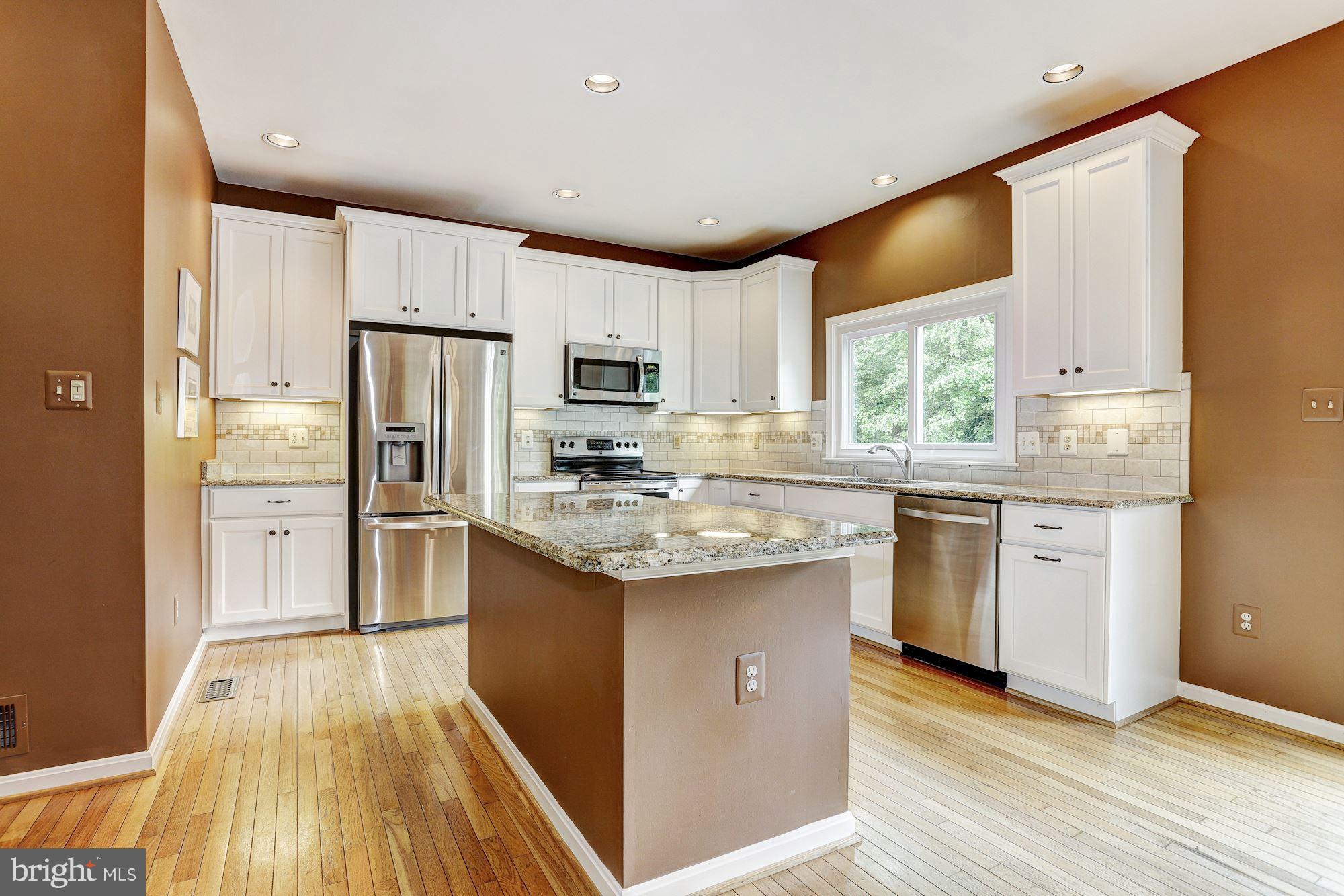 4524 Rutherford Way Dayton, MD 21036 - Photo 7 of 30 Kitchen