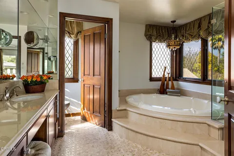 $12,000,000 | 860 Flintridge Avenue, La Canada Flintridge, CA 91011