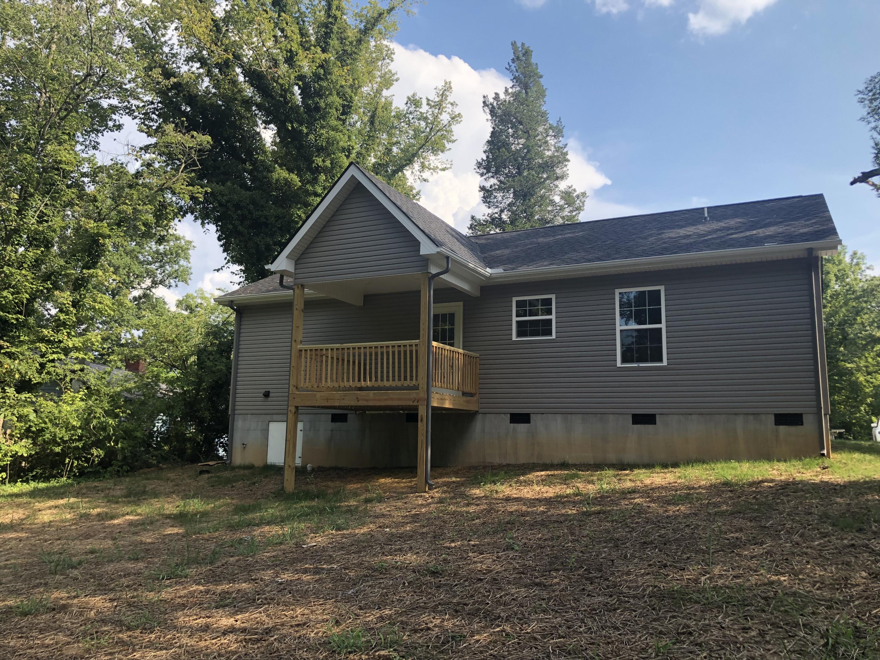 107 Euclid Place Oak Ridge, TN 37830 - Photo 17 of 17 6F12F70E-C197-41BF-A635-413F8D2C76CF