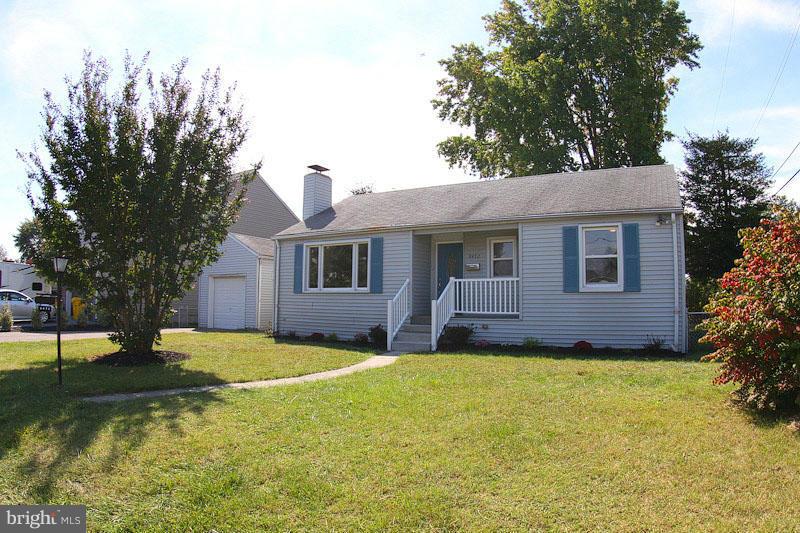 8472 Bedford Road Pasadena, MD 21122 - Photo 1 of 11 Exterior (Front)
