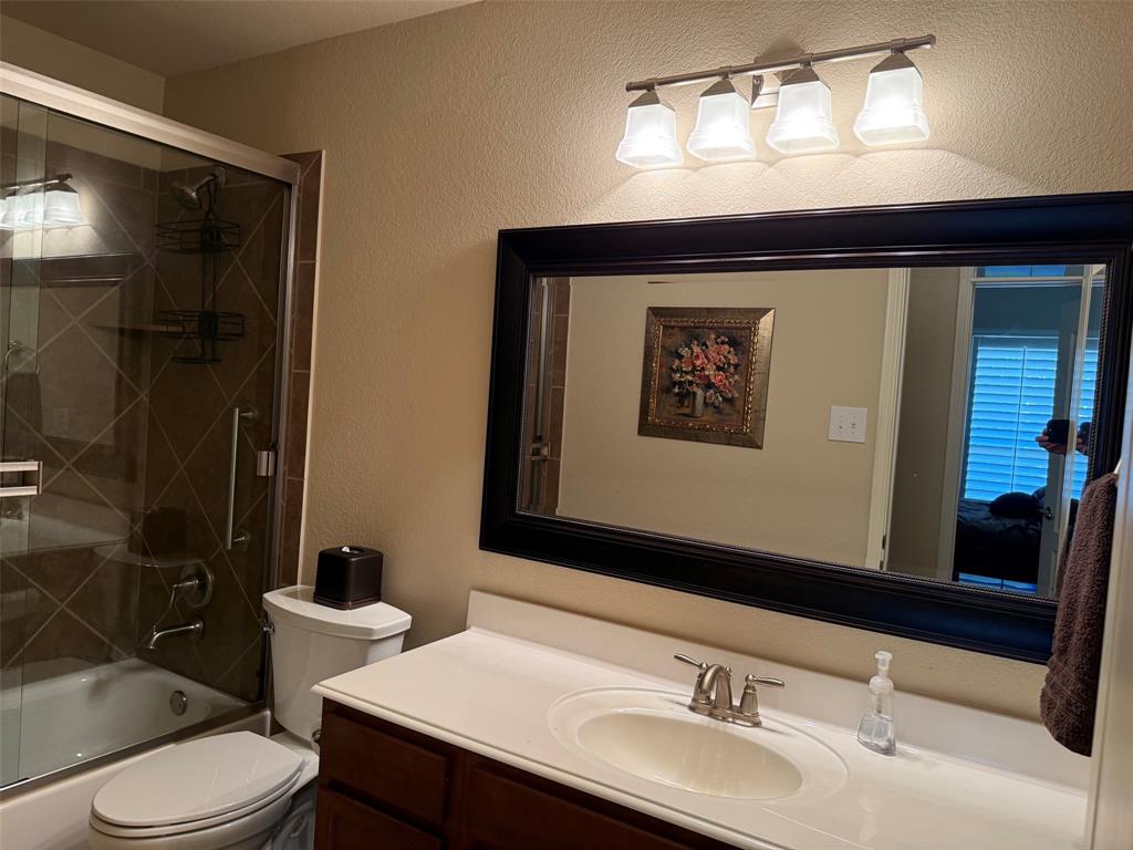 9724 Bell Rock Road Frisco, TX 75035 - Photo 18 of 23 Gallery Image 18