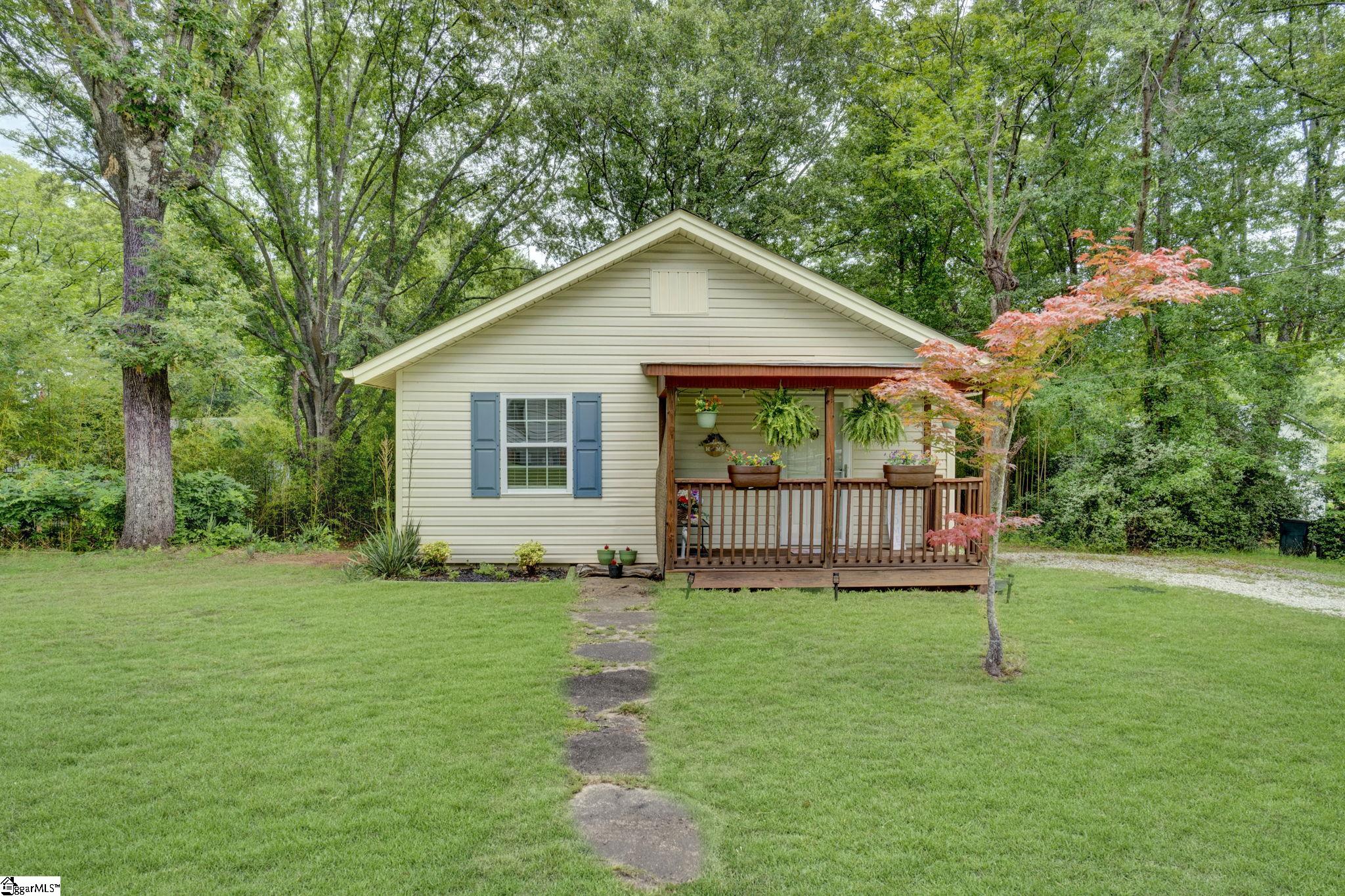 301 South E Street Easley, SC 29640 - Photo 45 of 49