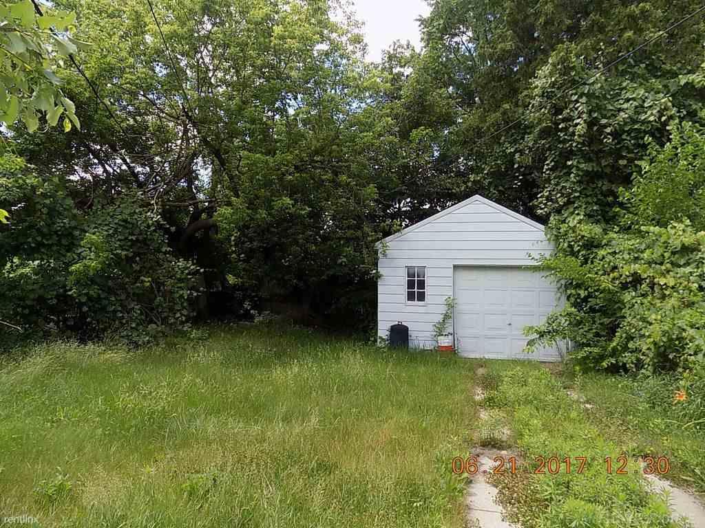 19331 Forrer Street Detroit, MI 48235 - Photo 6 of 8