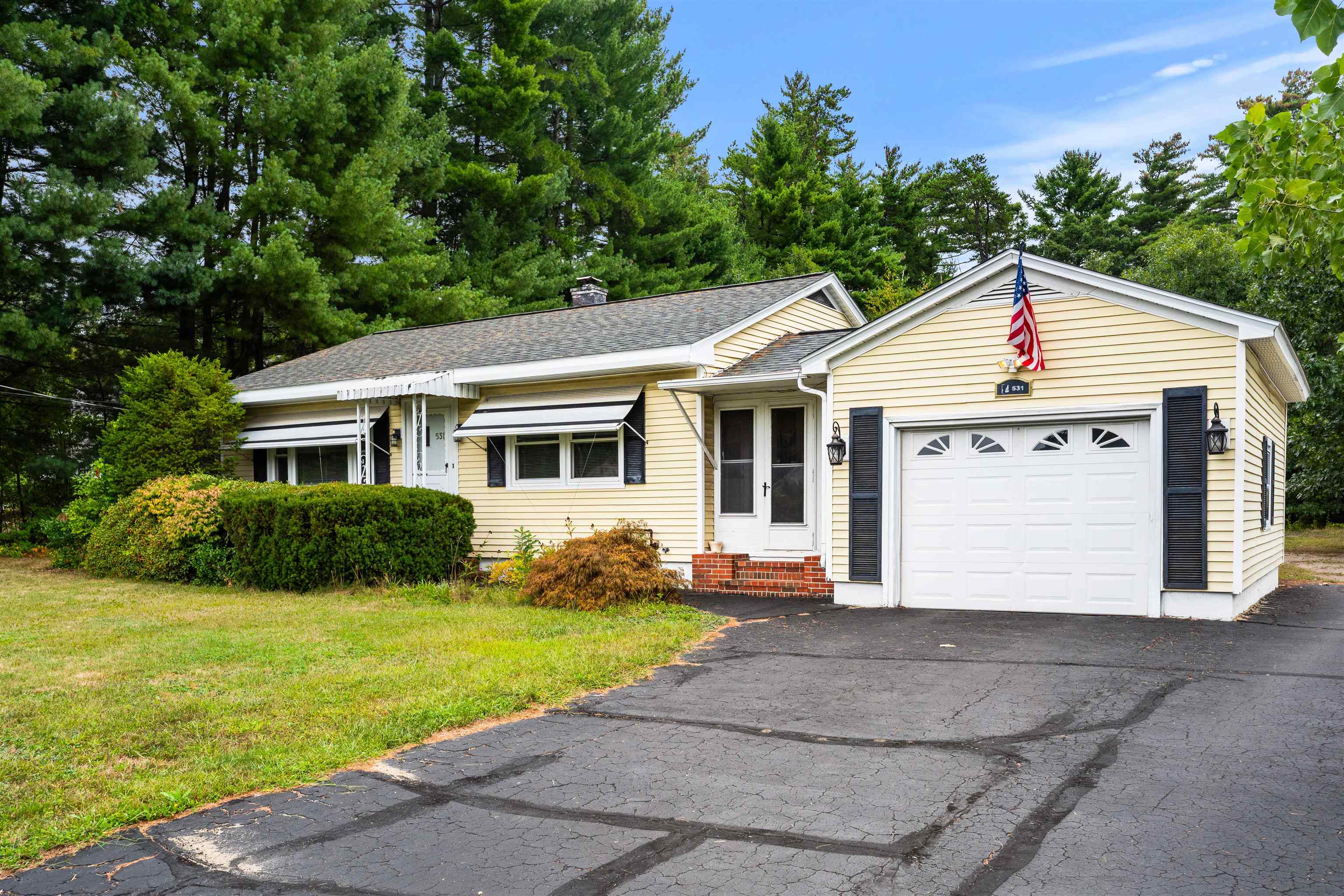 531 Mast Road Goffstown, NH 03045 - Photo 1 of 32 Gallery Image 1
