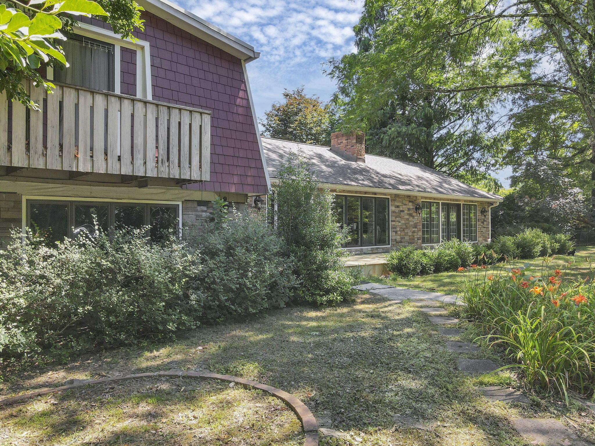 7255 Ridge Road Zanesville, OH 43701 - Photo 7 of 91 84-web-or-mls-dji_fly_20240701_122058_54