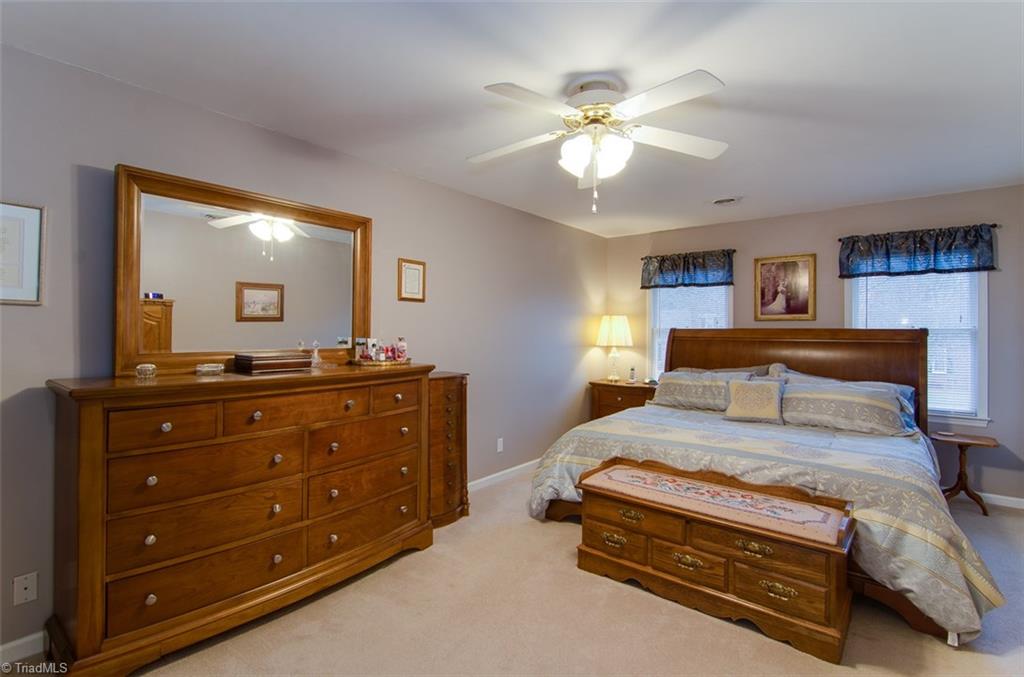 3909 Sandlewood Road High Point, NC 27265 - Photo 16 of 30 Gallery Image 16