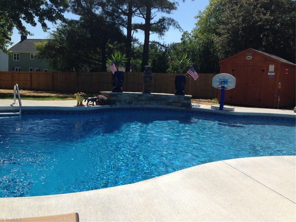 3909 Sandlewood Road High Point, NC 27265 - Photo 25 of 30 Gallery Image 25