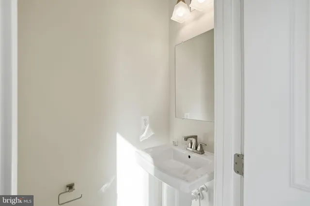 $3,700 | 1828 Park Avenue, Baltimore, MD 21217