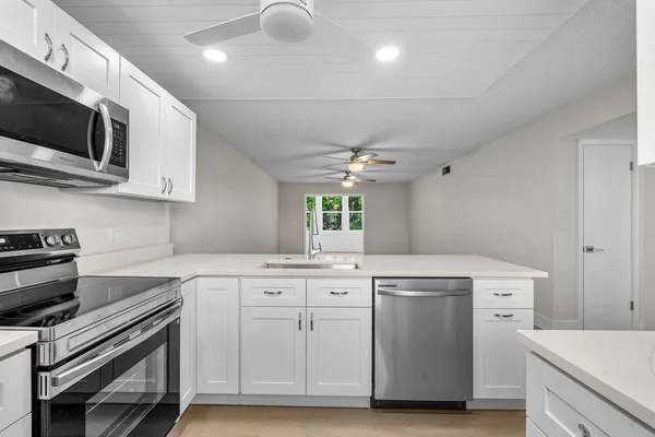 $2,000 | 2601 Northeast 3rd Street, Unit 3040, Boynton Beach, FL 33435