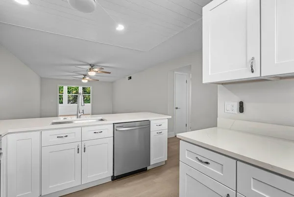 $2,000 | 2601 Northeast 3rd Street, Unit 3040, Boynton Beach, FL 33435