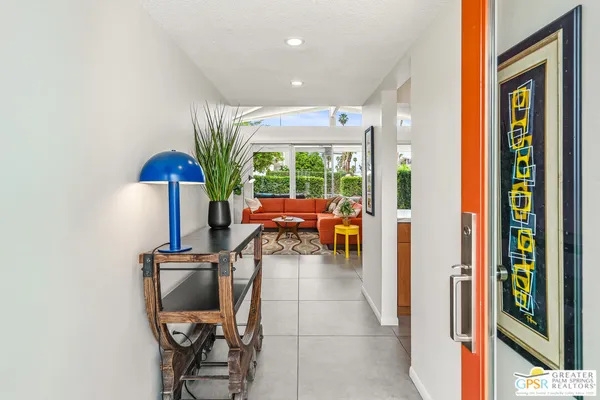 $950,000 | 344 East Avenida Granada, Palm Springs, CA 92264