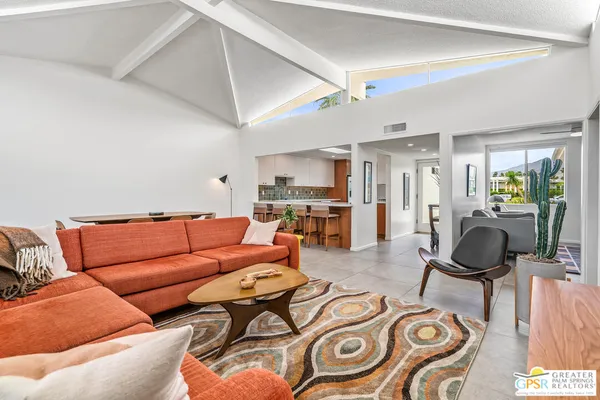 $950,000 | 344 East Avenida Granada, Palm Springs, CA 92264