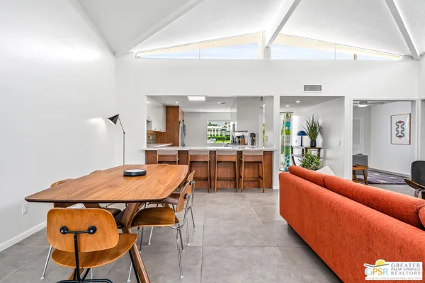 $950,000 | 344 East Avenida Granada, Palm Springs, CA 92264