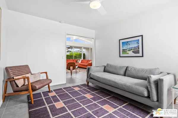 $950,000 | 344 East Avenida Granada, Palm Springs, CA 92264