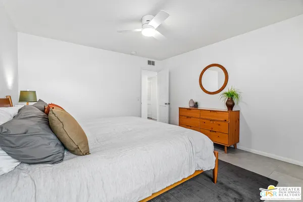$950,000 | 344 East Avenida Granada, Palm Springs, CA 92264