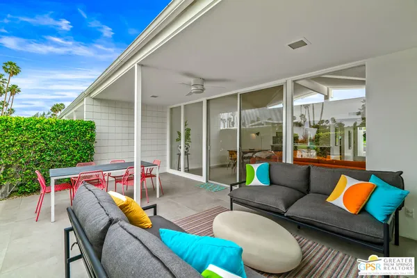 $950,000 | 344 East Avenida Granada, Palm Springs, CA 92264
