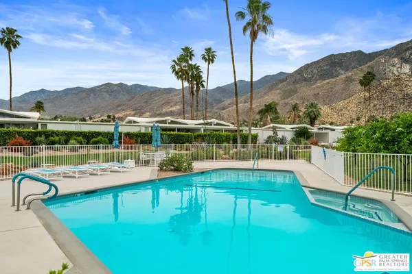 $950,000 | 344 East Avenida Granada, Palm Springs, CA 92264