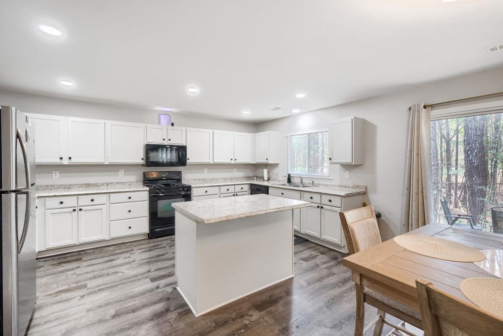 7583 Waverly Loop Fairburn, GA 30213 - Photo 7 of 37