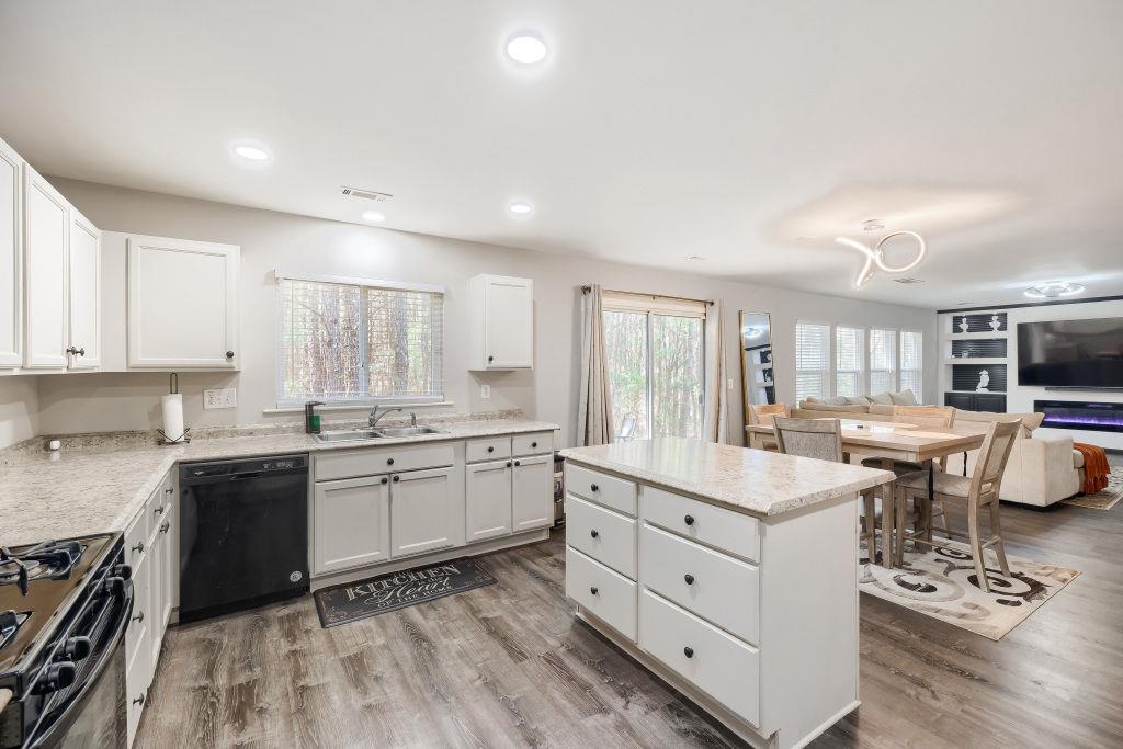 7583 Waverly Loop Fairburn, GA 30213 - Photo 9 of 37