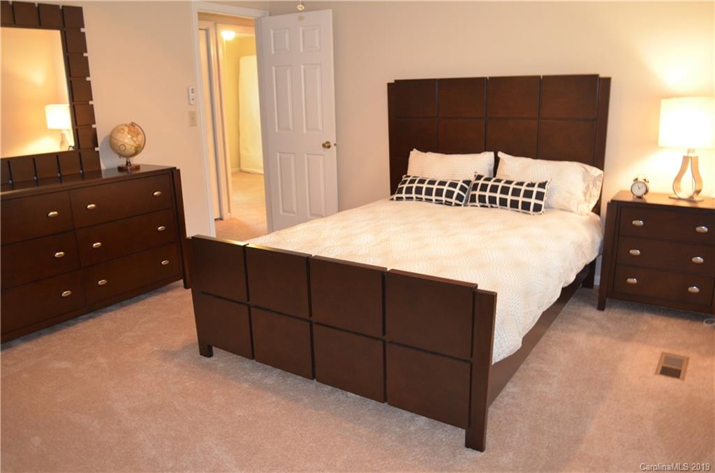 6715 Morganford Road Charlotte, NC 28211 - Photo 29 of 37