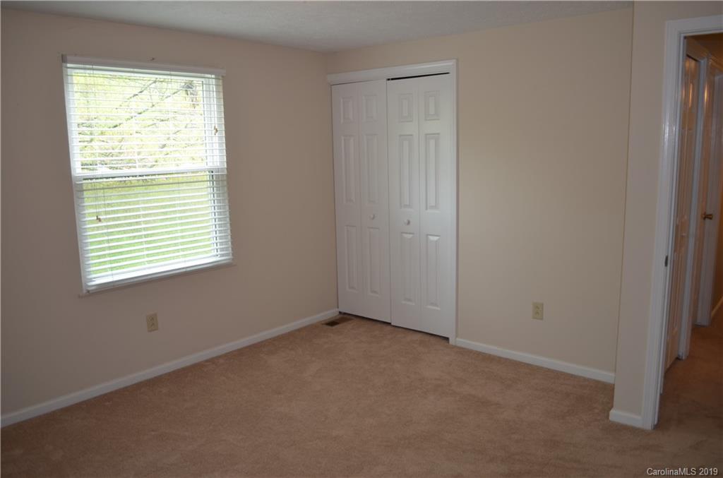 6715 Morganford Road Charlotte, NC 28211 - Photo 35 of 37