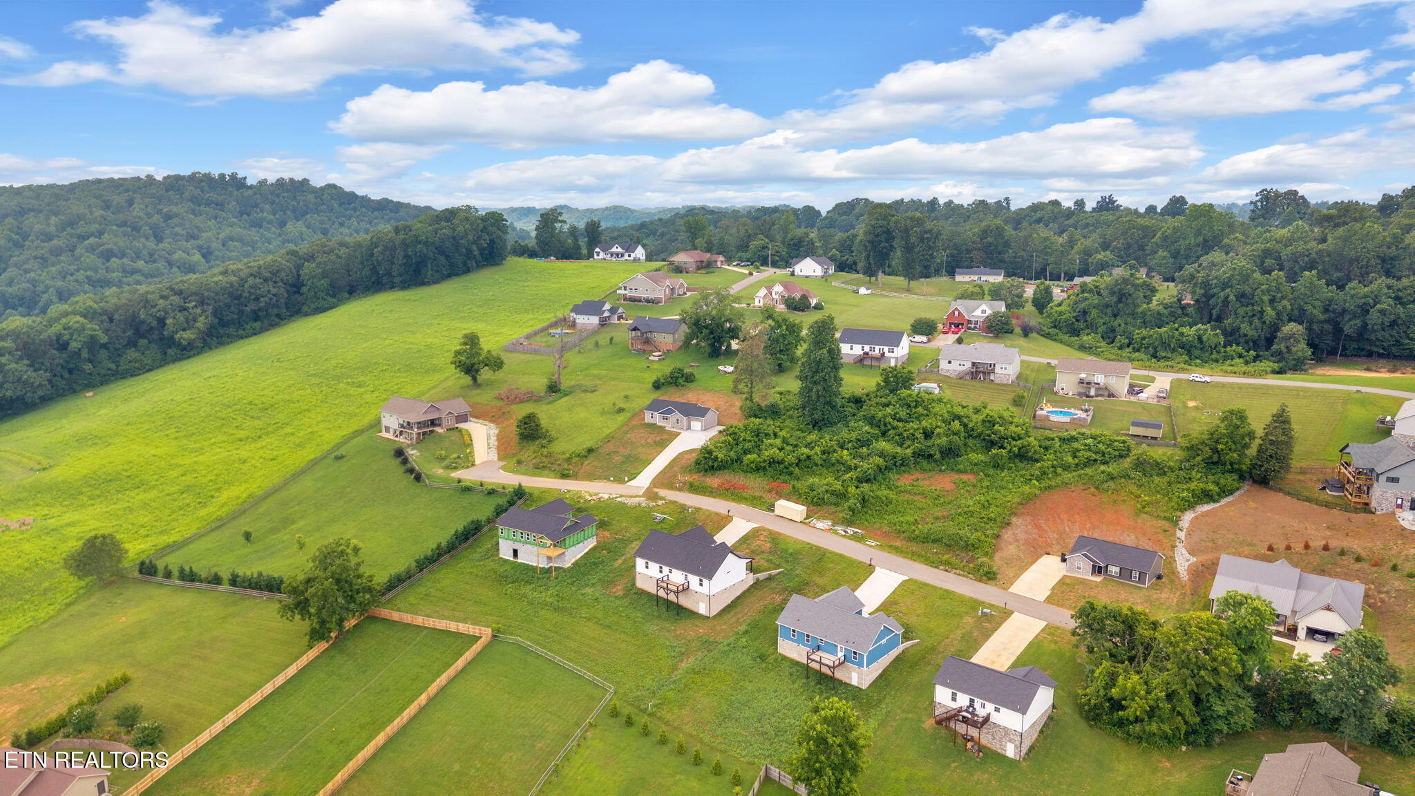143 Middle Glen Road Maynardville, TN 37807 - Photo 44 of 47 Drone 3