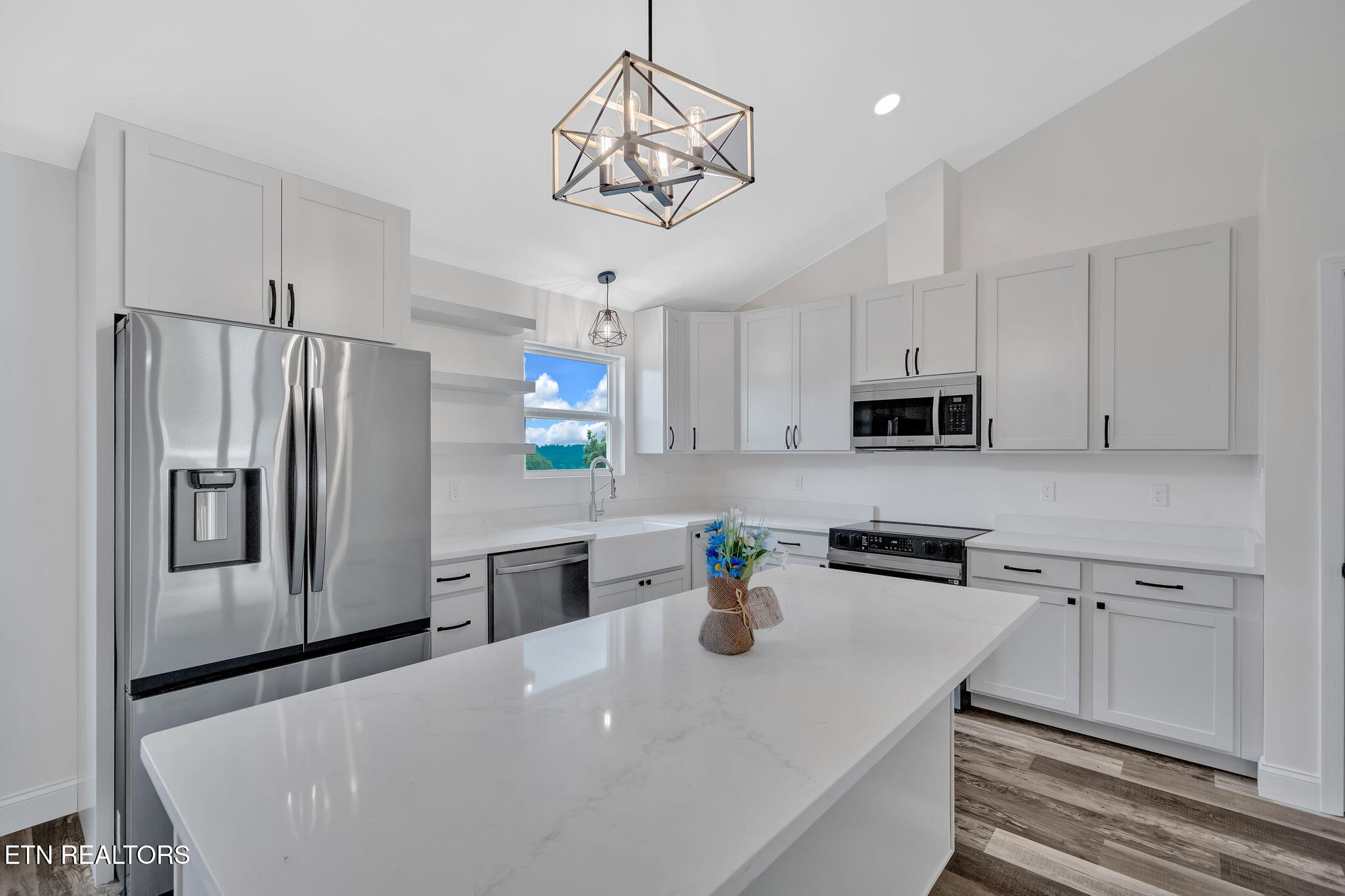 143 Middle Glen Road Maynardville, TN 37807 - Photo 10 of 47 Kitchen 2