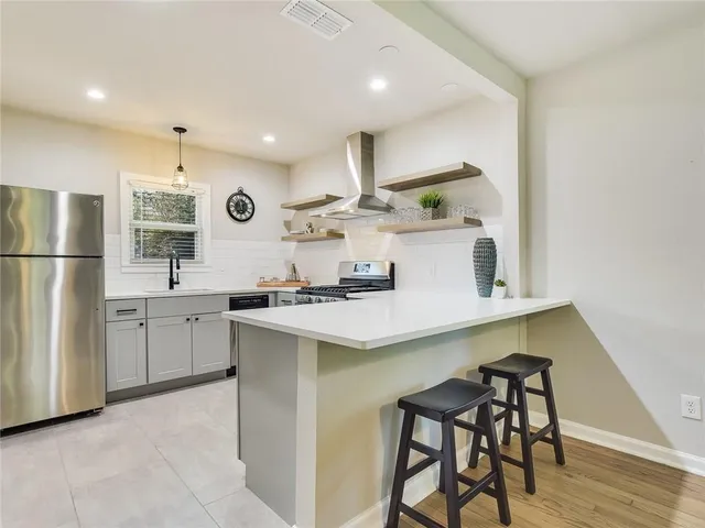 $2,850 | 3304 Robinson Avenue, Unit 1, Austin, TX 78722