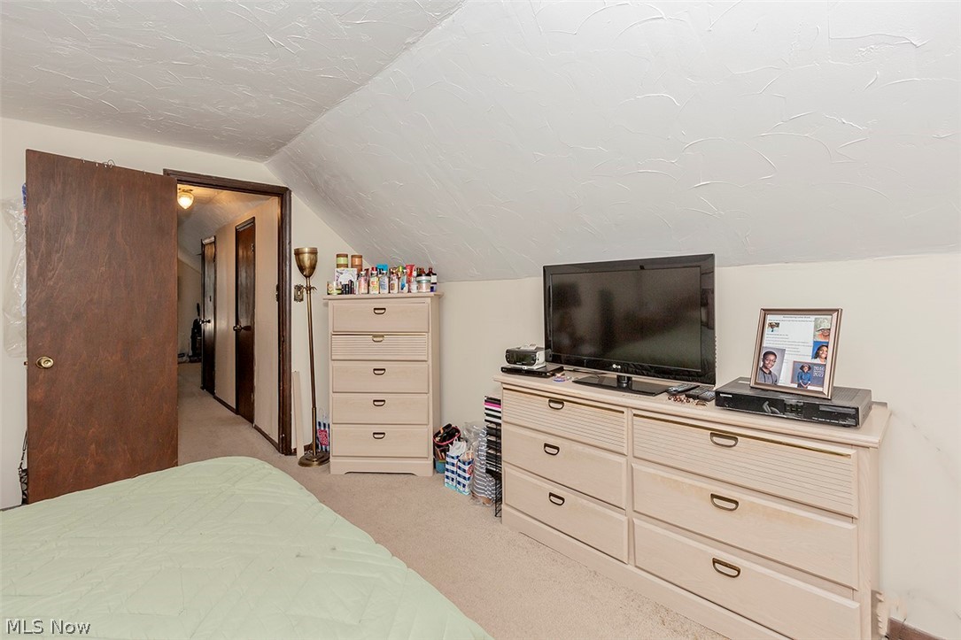 5006 North Barton Road Cleveland, OH 44124 - Photo 17 of 20 Gallery Image 17