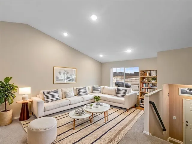 $359,900 | 6640 Granby Street, North Branch, MN 55056