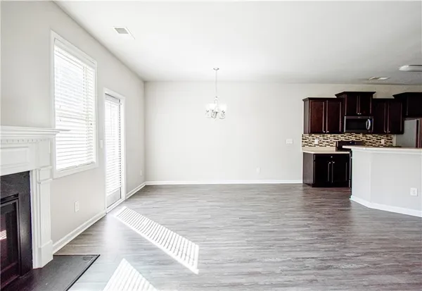 $2,350 | 158 Townview Drive, Woodstock, GA 30189