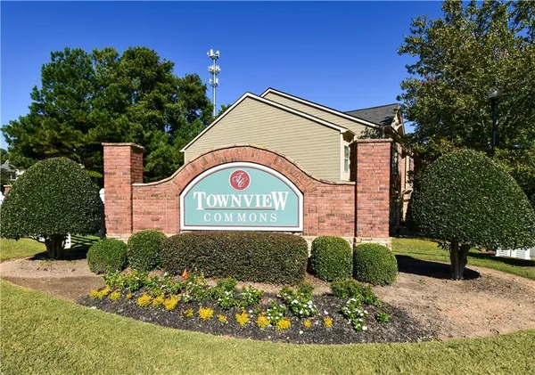 $2,350 | 158 Townview Drive, Woodstock, GA 30189