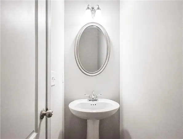 $2,350 | 158 Townview Drive, Woodstock, GA 30189