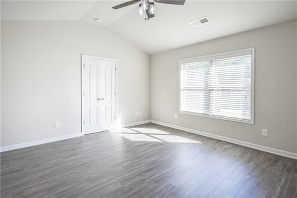 $2,350 | 158 Townview Drive, Woodstock, GA 30189