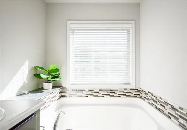 $2,350 | 158 Townview Drive, Woodstock, GA 30189